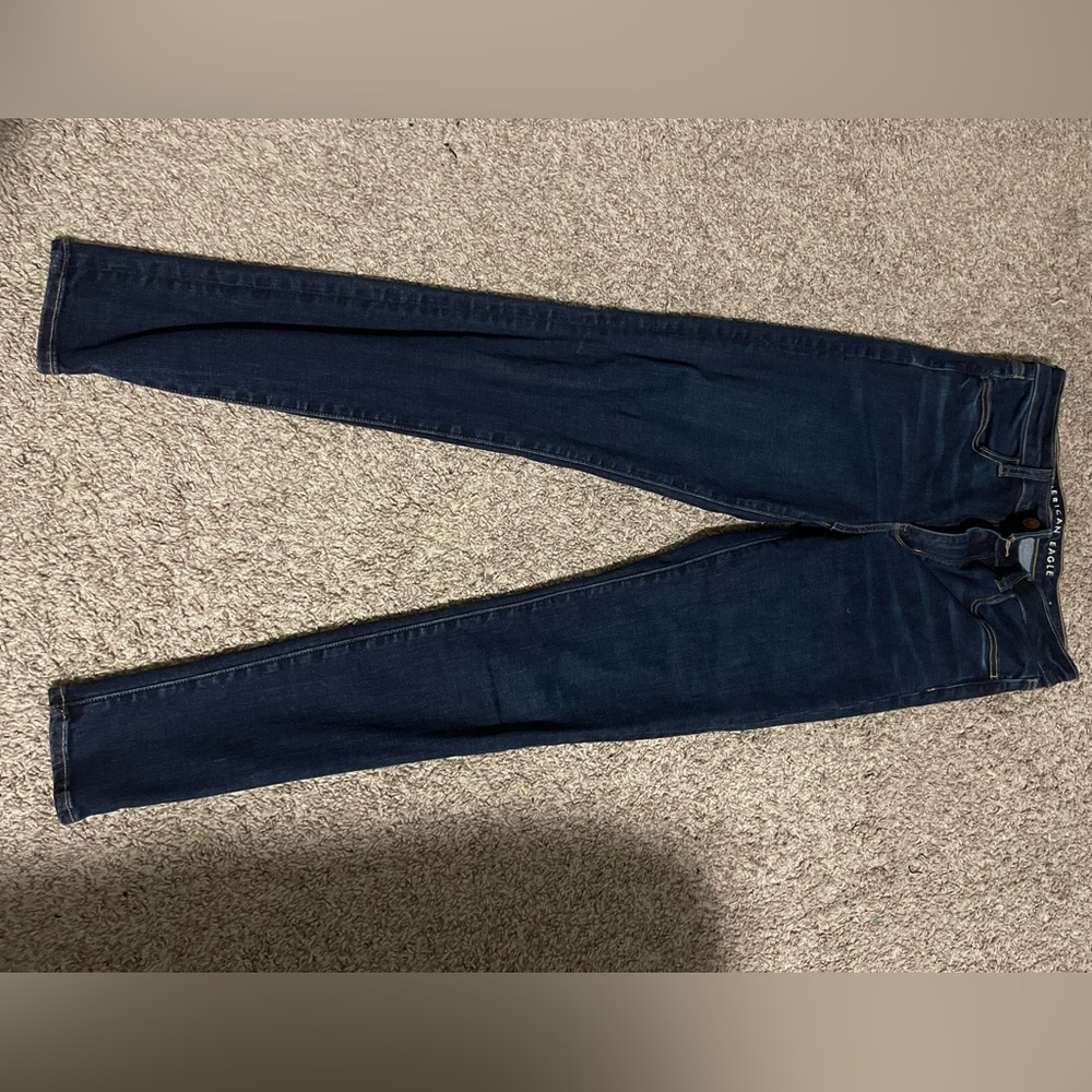 American Eagle Super High Rise Joggers, size 10 long. Only worn once!